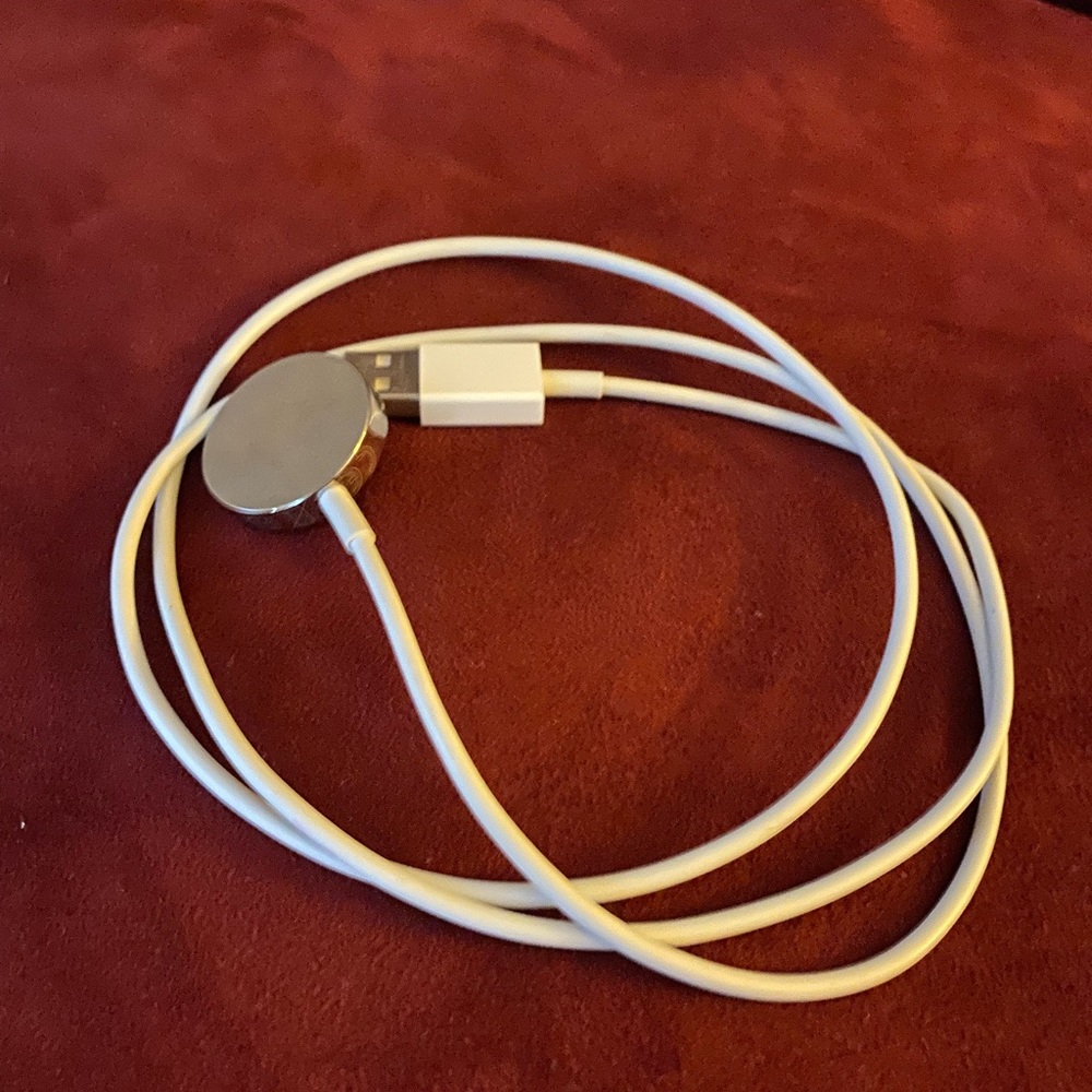 Apple ๐ Watch Charger - Picture 2 of 2